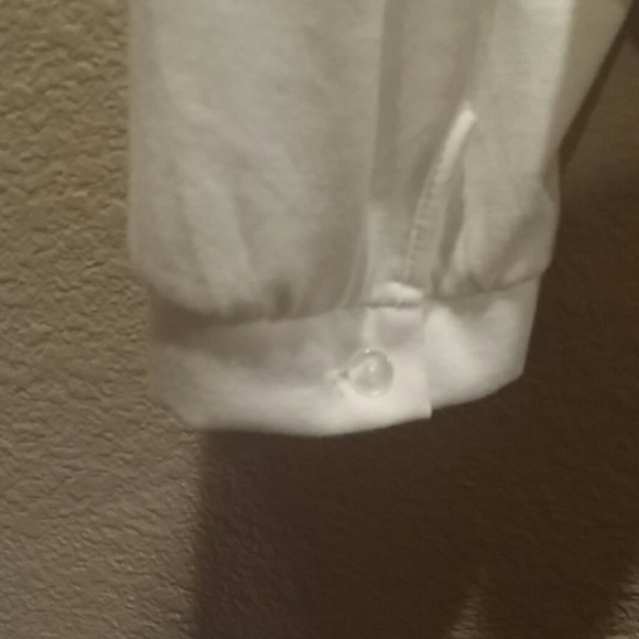 Ivory Top - Picture 6 of 6